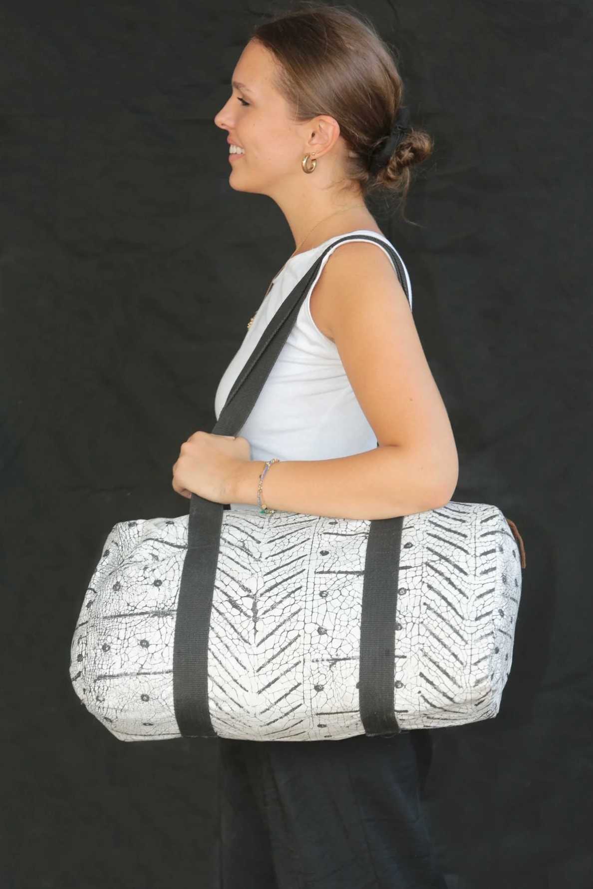 Matika Linen Black Weekend Bag